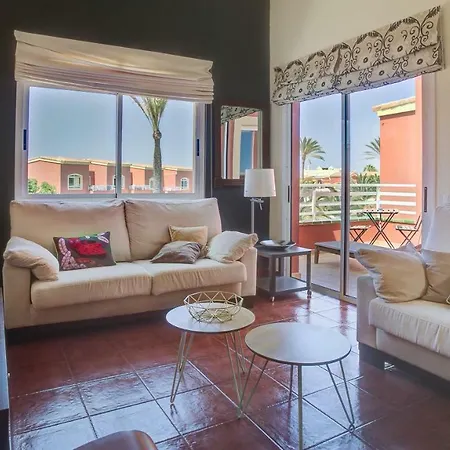 Jucca Nyaraló